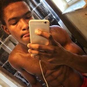 Meet your Posher, Jeremiah